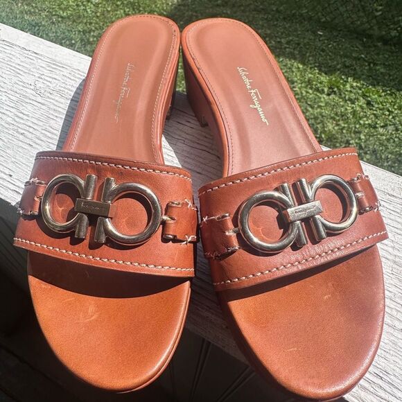 Ferragamo Slip On Sandals Size 40 / 9 - Picture 2 of 8